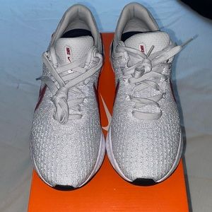 Women’s nike react infinity run FK 3 TB size 8.5